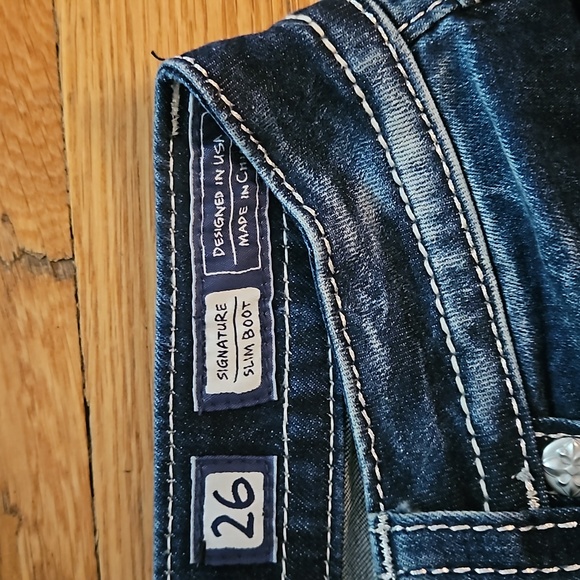 Miss Me Signature Slim Boot Jeans - Picture 8 of 10